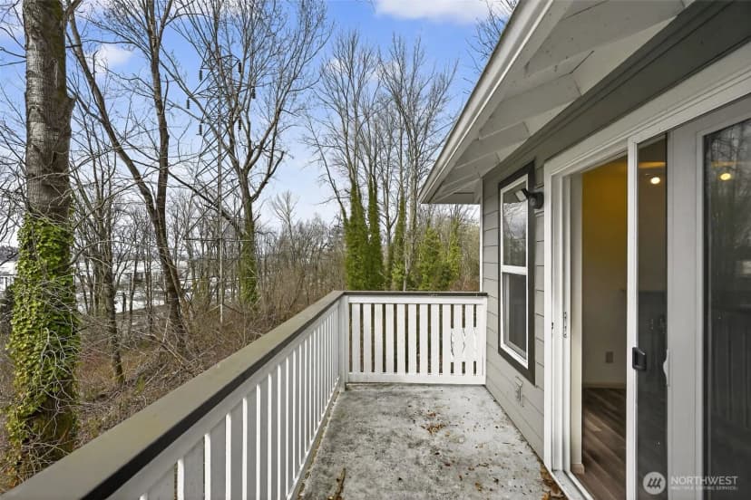 Property photo for 901 Sunset Boulevard Ne #d215, Renton photo 26