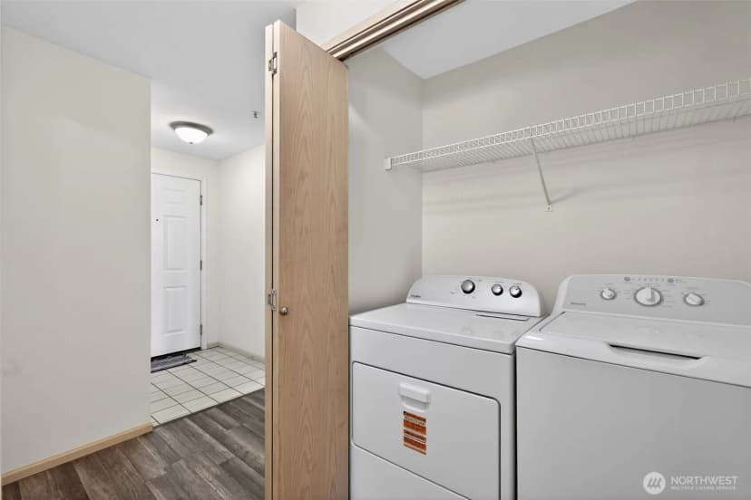 Property photo for 901 Sunset Boulevard Ne #d215, Renton photo 25
