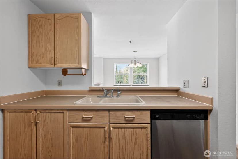 Property photo for 901 Sunset Boulevard Ne #d215, Renton photo 8