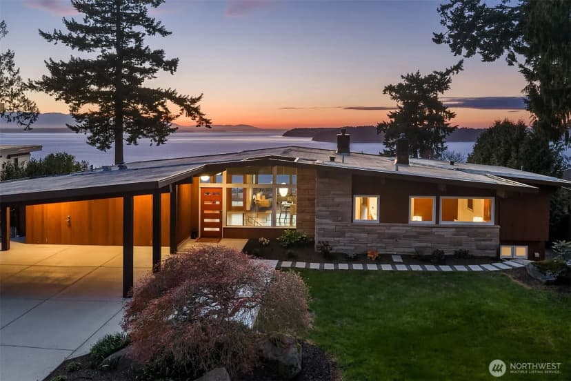Property photo for 12524 Marine View Drive, Edmonds photo 3
