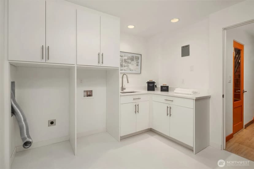 Property photo for 12524 Marine View Drive, Edmonds photo 34