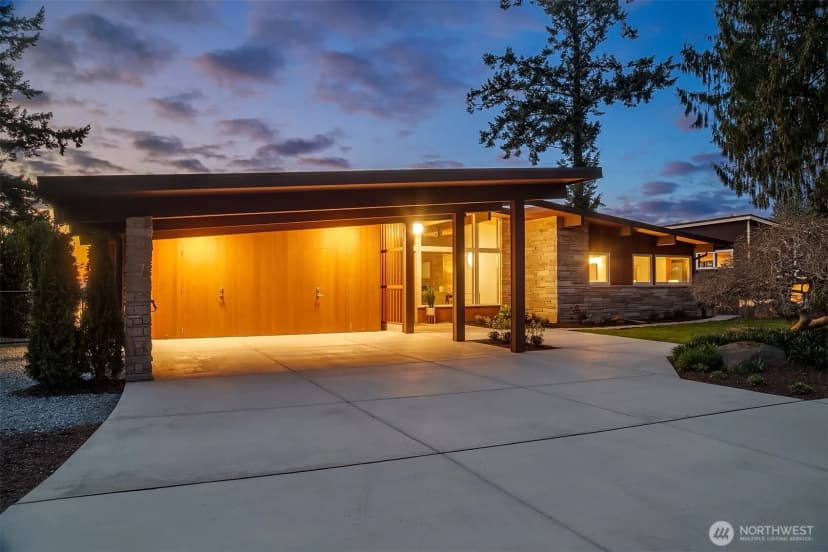 Property photo for 12524 Marine View Drive, Edmonds photo 39