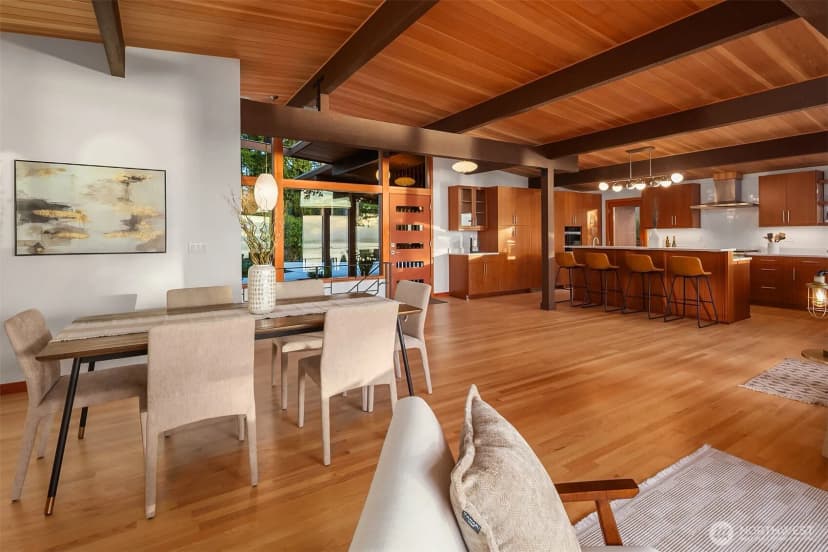 Property photo for 12524 Marine View Drive, Edmonds photo 11