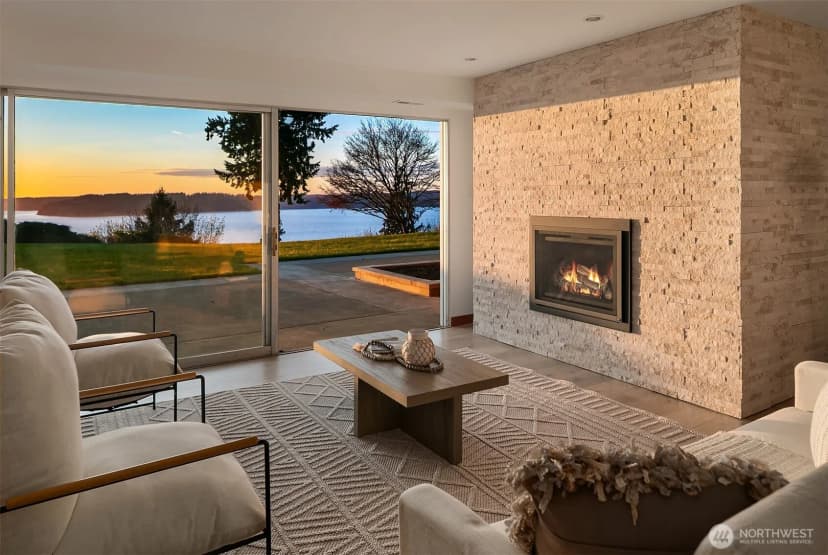 Property photo for 12524 Marine View Drive, Edmonds photo 28