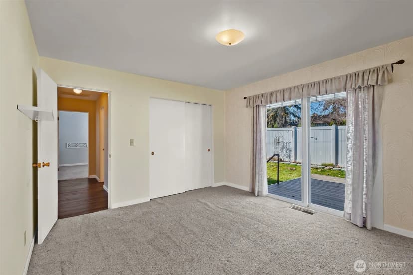 Property photo for 404 N 39th Avenue, Yakima photo 16