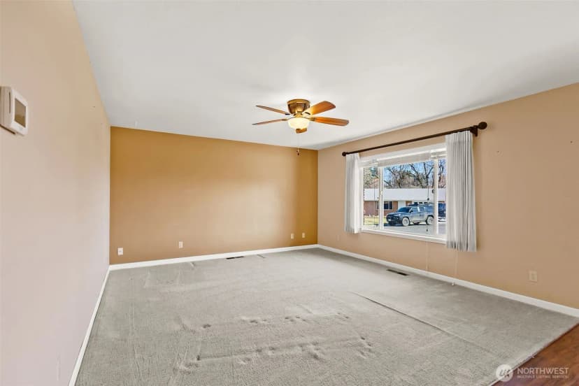 Property photo for 404 N 39th Avenue, Yakima photo 13