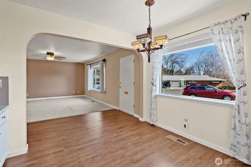 Property photo for 404 N 39th Avenue, Yakima photo 7
