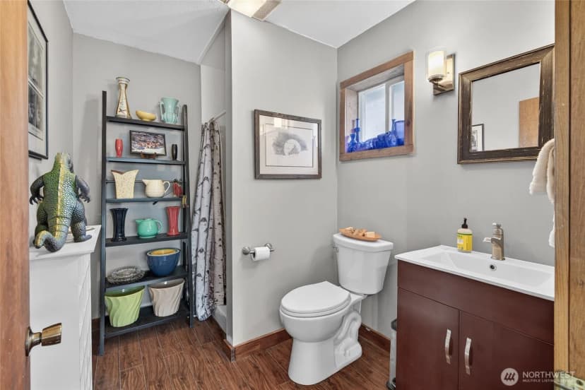 Property photo for 1710 195th Street, Long Beach photo 20