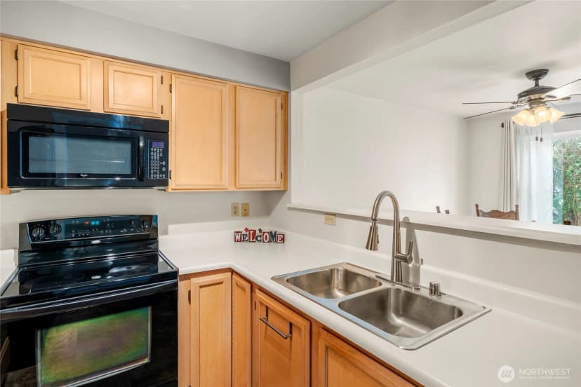Property photo for 927 132nd Street Sw #c2, Everett photo 7