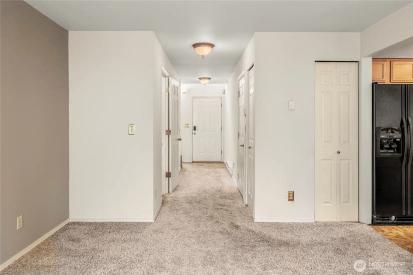 Property photo for 927 132nd Street Sw #c2, Everett photo 12