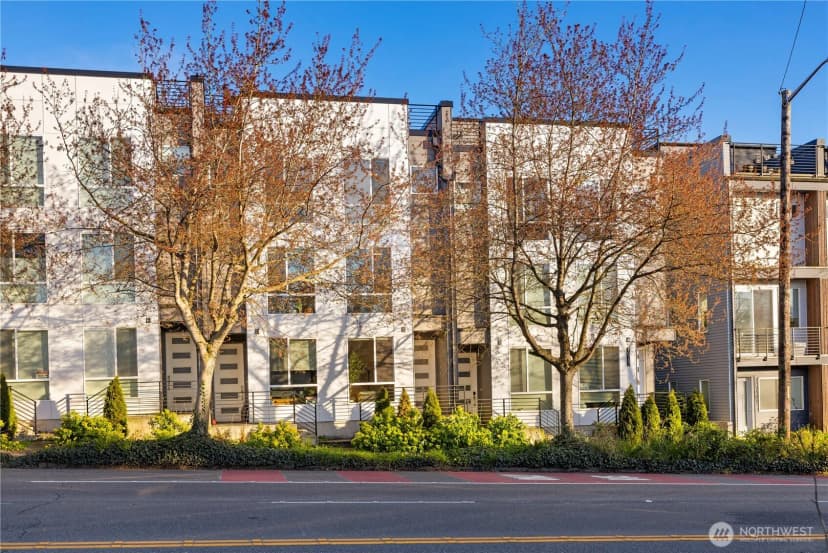 Property photo for 10162 Holman Road Nw #c, Seattle photo 3