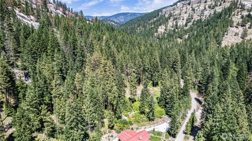 Property photo for 16757 Second Creek Road, Leavenworth photo 12