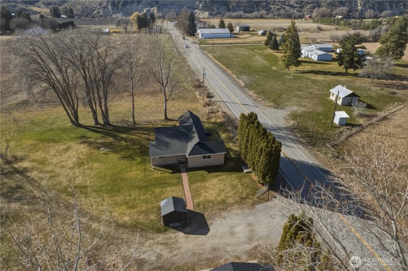 Property photo for 22 Kermel Road, Omak photo 29