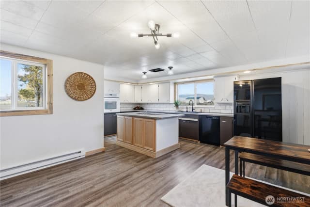Property photo for 22 Kermel Road, Omak photo 5