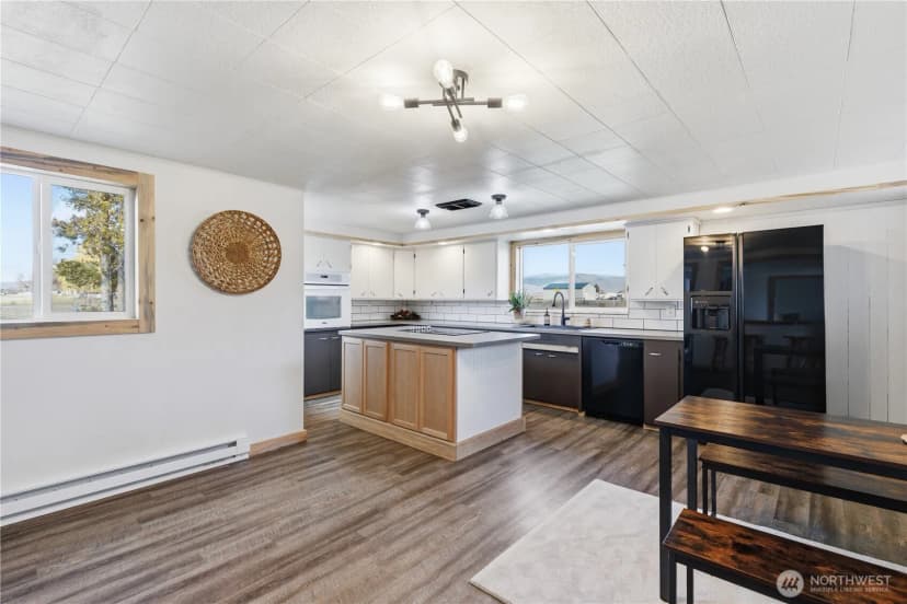 Property photo for 22 Kermel Road, Omak photo 5