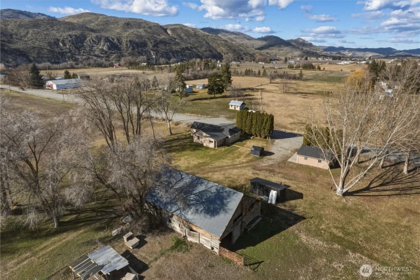 Property photo for 22 Kermel Road, Omak photo 30