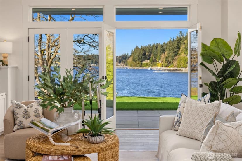 Property photo for 10478 Arrow Point Drive Ne, Bainbridge Island photo 6
