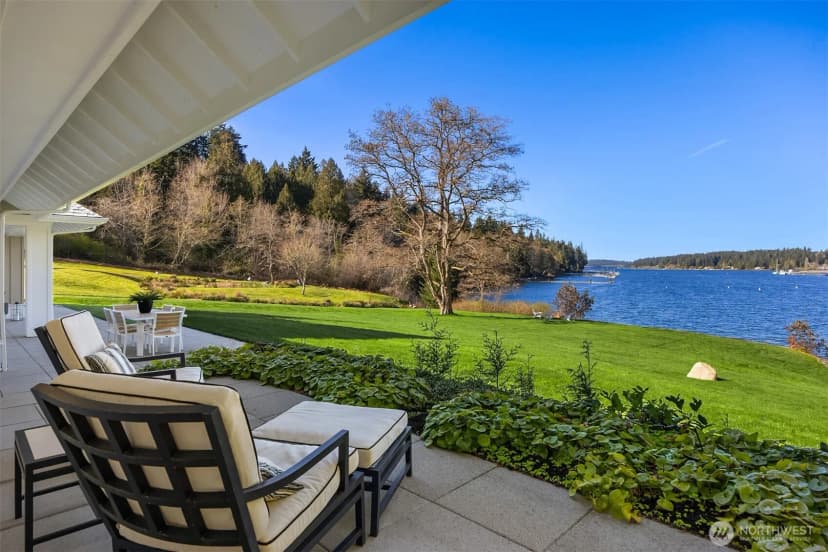 Property photo for 10478 Arrow Point Drive Ne, Bainbridge Island photo 23