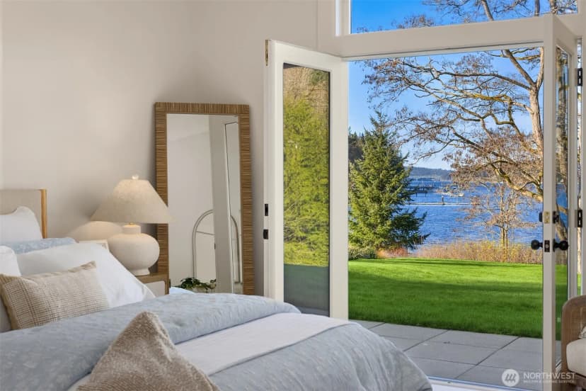 Property photo for 10478 Arrow Point Drive Ne, Bainbridge Island photo 20