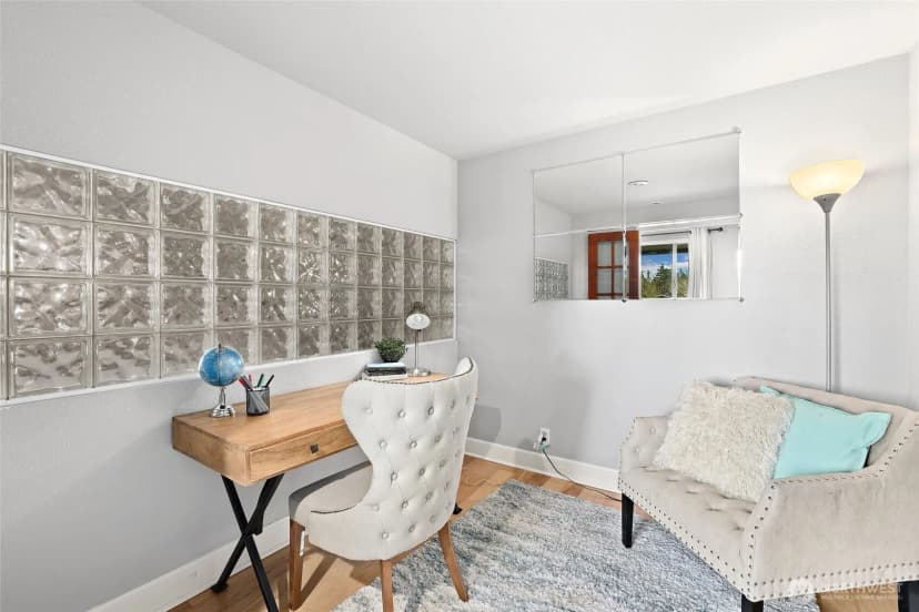 Property photo for 20604 4th Avenue S, Des Moines photo 17