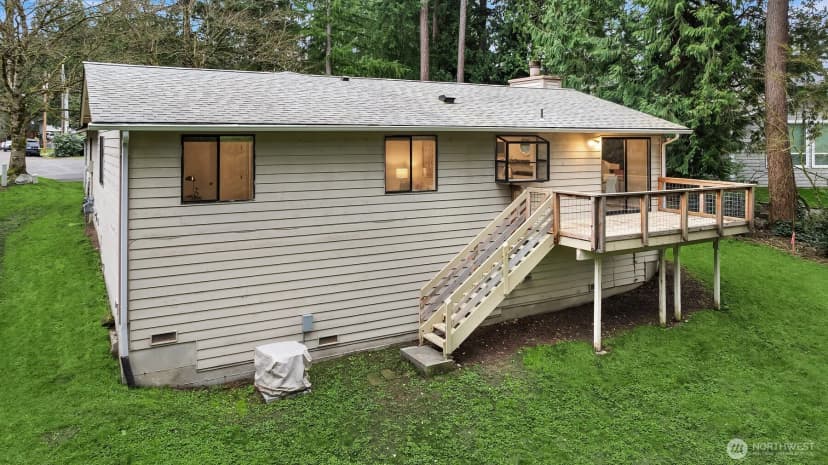 Property photo for 10621 Ne 133rd Place, Kirkland photo 27
