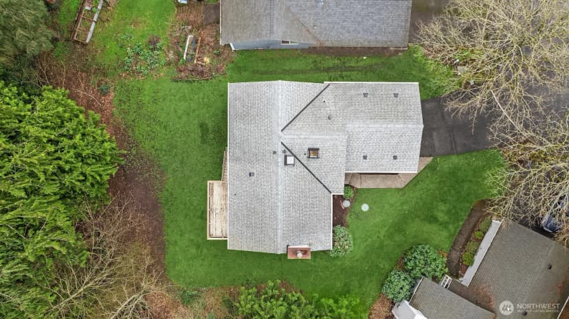 Property photo for 10621 Ne 133rd Place, Kirkland photo 29