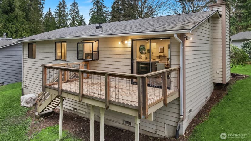 Property photo for 10621 Ne 133rd Place, Kirkland photo 28