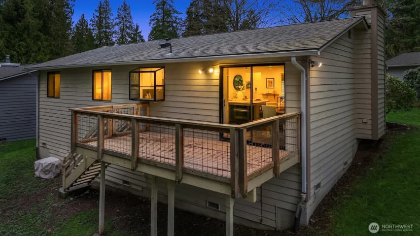 Property photo for 10621 Ne 133rd Place, Kirkland photo 26