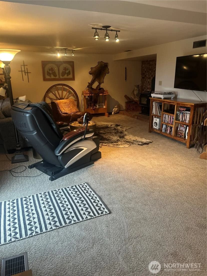 Property photo for 190 Hennepin, Okanogan photo 30