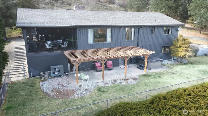 Property photo for 190 Hennepin, Okanogan photo 5