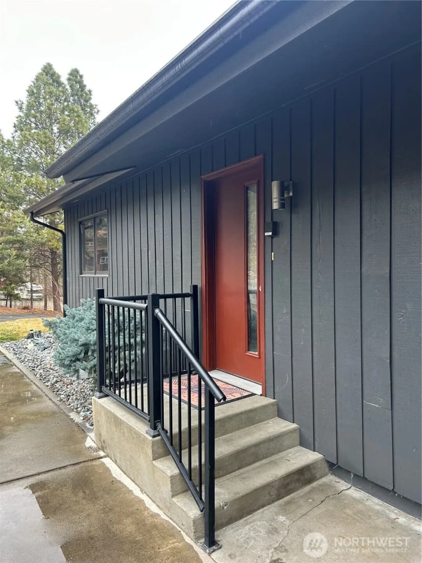 Property photo for 190 Hennepin, Okanogan photo 8