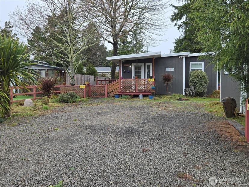 Property photo for 2205 300th Place, Ocean Park photo 2