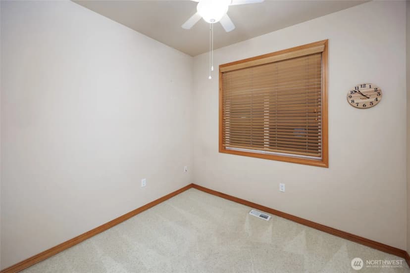 Property photo for 17001 31st Drive Se, Bothell photo 19