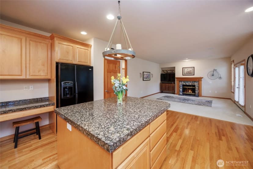 Property photo for 17001 31st Drive Se, Bothell photo 14