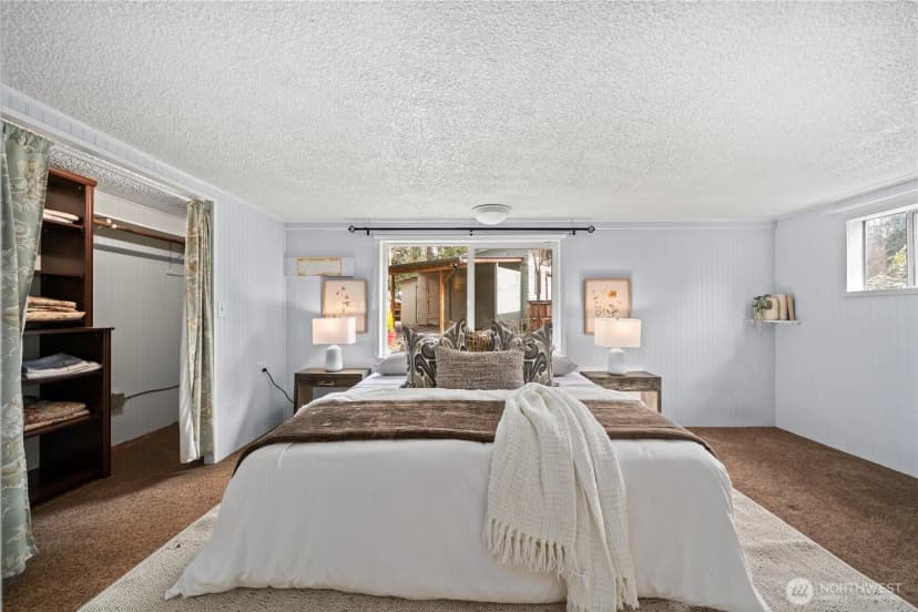 Property photo for 23711 Dorre Don Way Se, Maple Valley photo 22