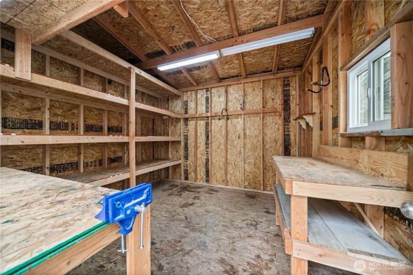 Property photo for 23711 Dorre Don Way Se, Maple Valley photo 32