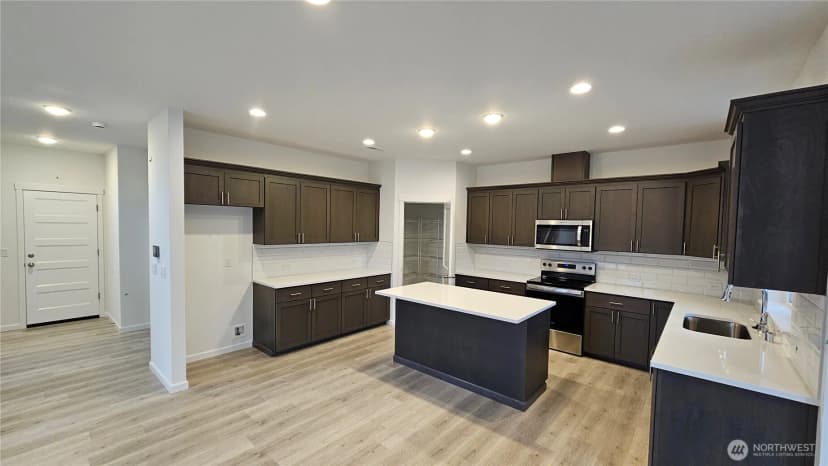 Property photo for 15820 Woodland Court Se #13, Yelm photo 2
