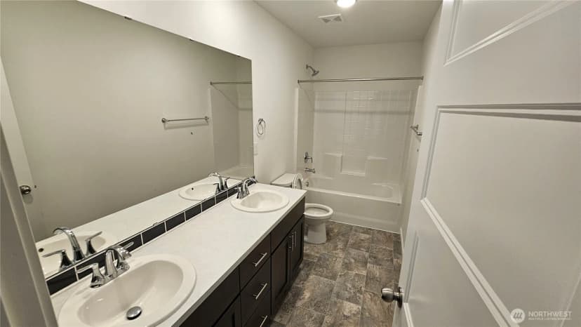 Property photo for 15820 Woodland Court Se #13, Yelm photo 11