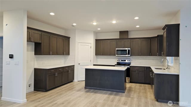 Property photo for 15820 Woodland Court Se #13, Yelm photo 3