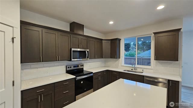 Property photo for 15820 Woodland Court Se #13, Yelm photo 4