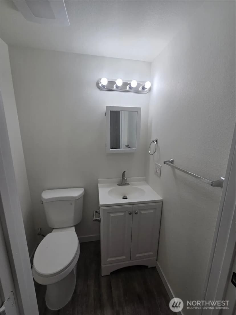 Property photo for 437 D Street, Blaine photo 11
