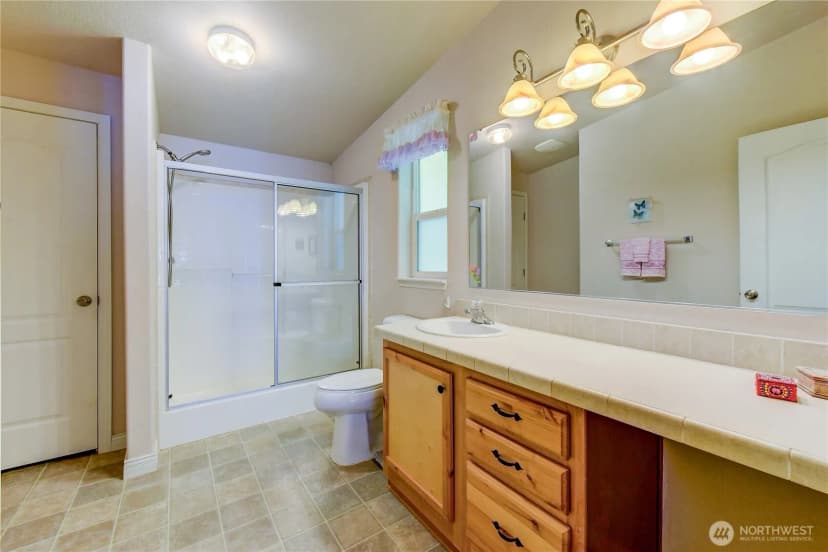 Property photo for 6712 243rd Avenue E, Buckley photo 9