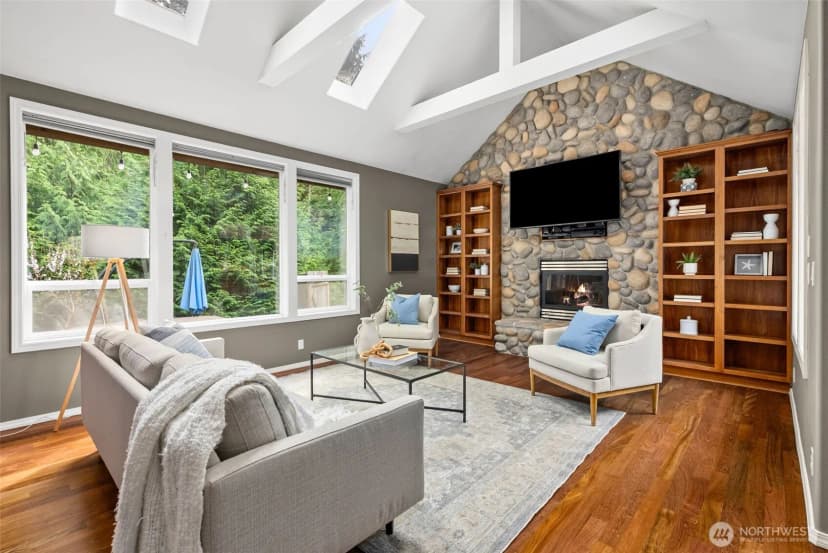 Property photo for 7139 Ne Dolphin Drive, Bainbridge Island photo 8