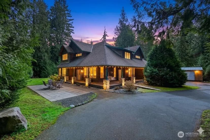 Property photo for 7139 Ne Dolphin Drive, Bainbridge Island
