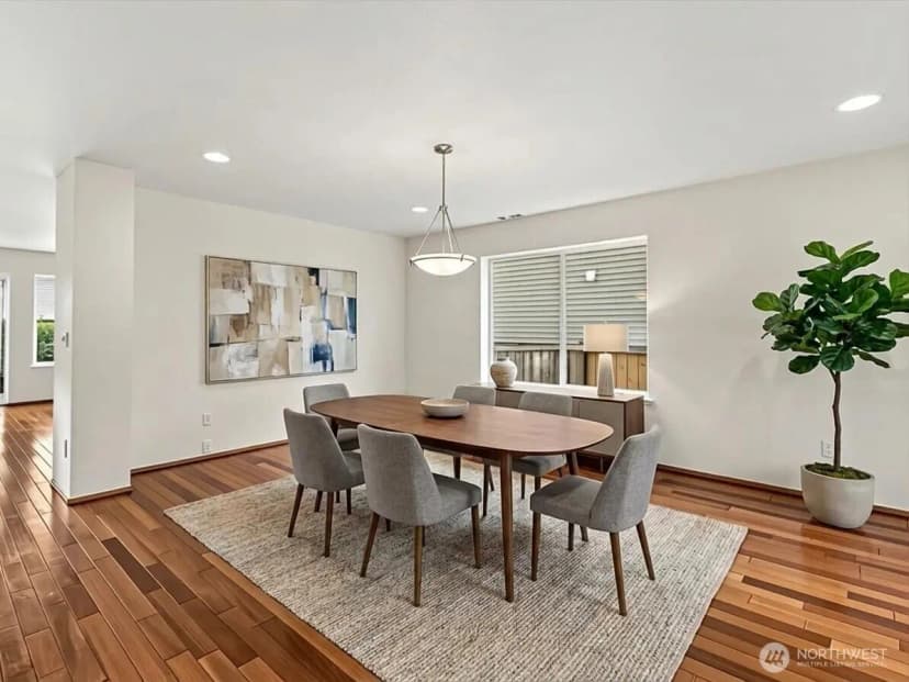 Property photo for 1716 250th Court Se, Sammamish photo 4