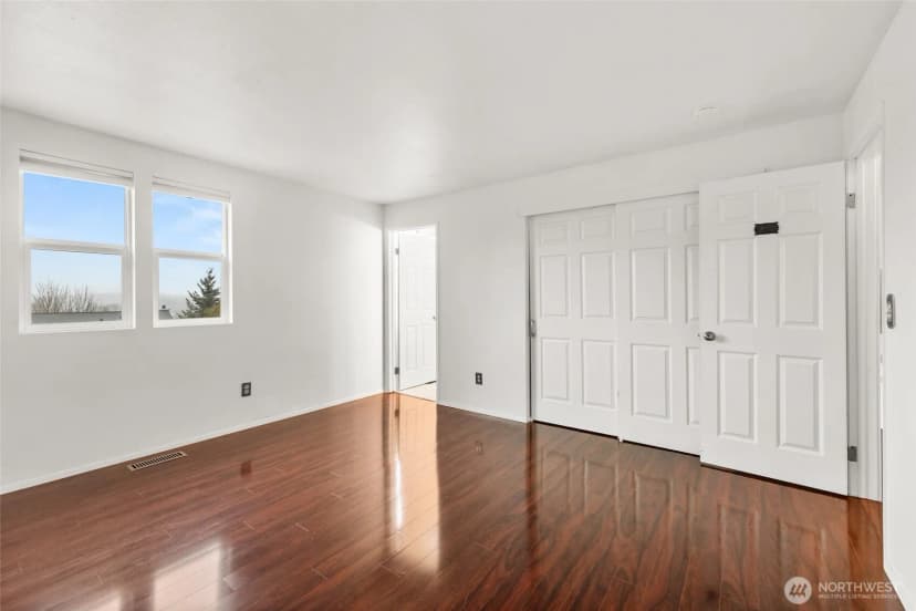 Property photo for 2702 Cedar Avenue S, Renton photo 17