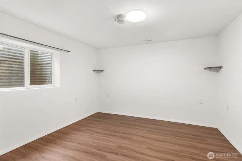 Property photo for 2702 Cedar Avenue S, Renton photo 35