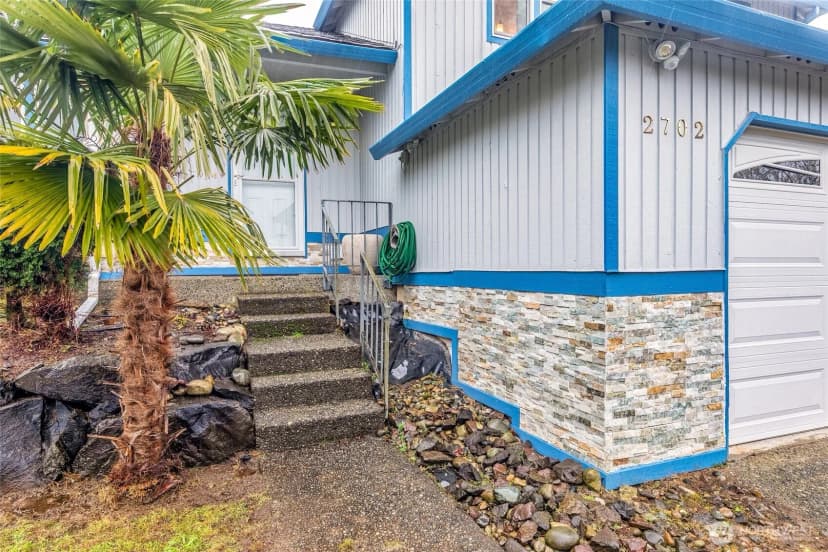 Property photo for 2702 Cedar Avenue S, Renton photo 4