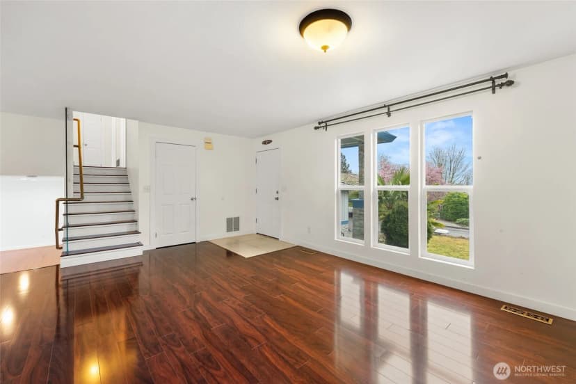 Property photo for 2702 Cedar Avenue S, Renton photo 7