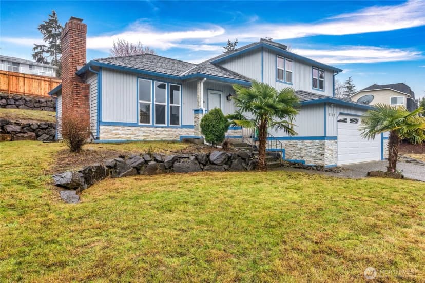 Property photo for 2702 Cedar Avenue S, Renton photo 2